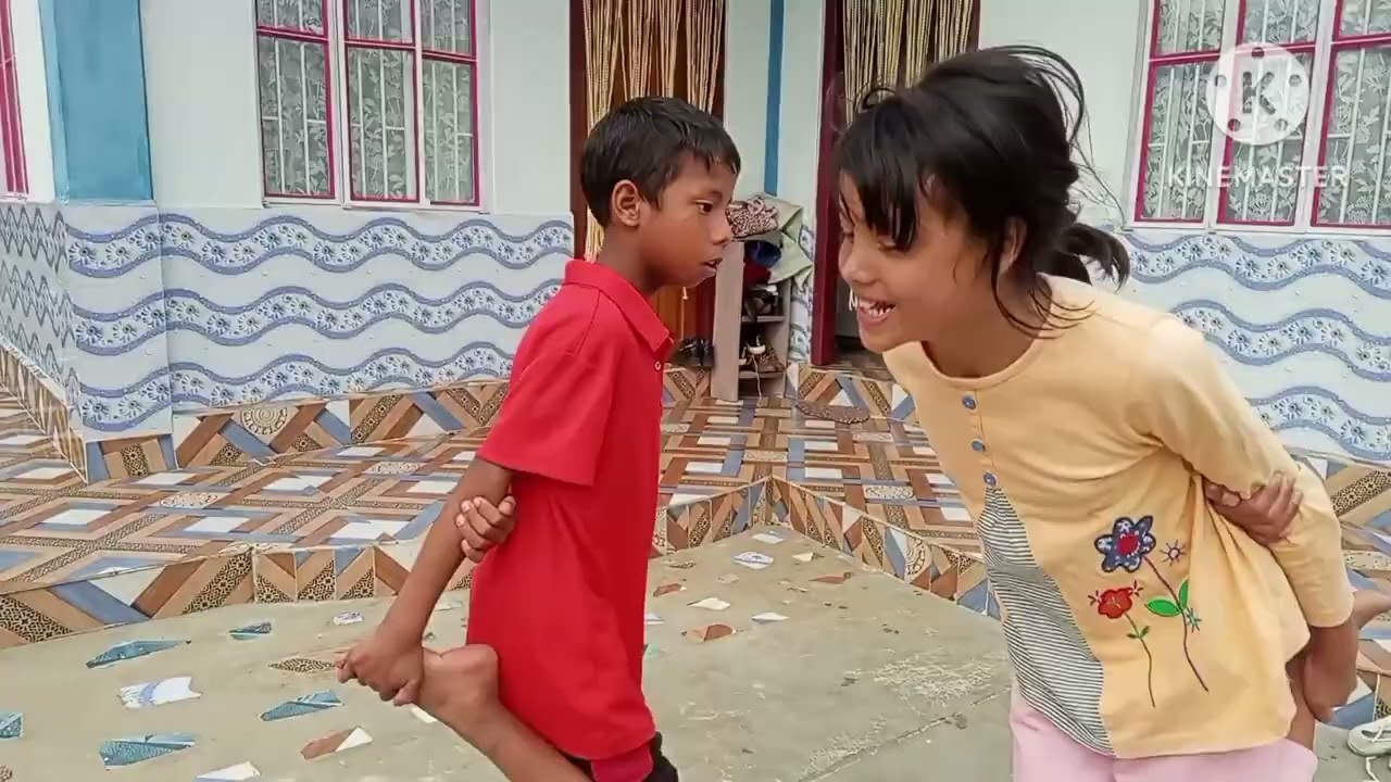 Fight girl 2 vs 1 boy (part 2) ( THEAH NAM CHANNEL) 