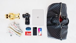 WHAT'S IN MY TRAVEL BAG | 2017 (LA Edition)