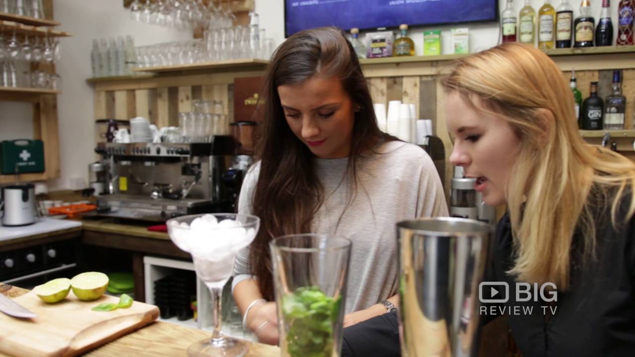 Drinksmotion a Bar in London offering class for Cocktail and Bartending