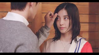 【Full Movie】灰姑娘被雨淋湿，帅气男神温柔擦拭她的身体💋Chinese Drama