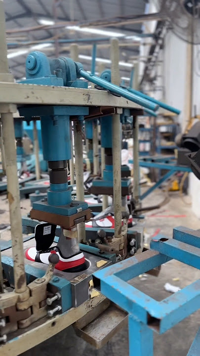 oohh ternyata kaya gini bikin sepatu viral!#sepatucowok #aerostreet
