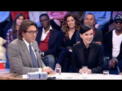 Video: Elena Temnikova Sprach über Lippenplastik