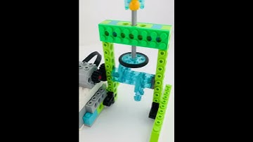 BATTLE On with this LEGO WeDo 2.0 WARRIOR robot!