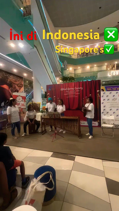 #burungkakaktua  #angklung #traditionalmusicindonesia  #tkwsingapura #musictraditional #positive