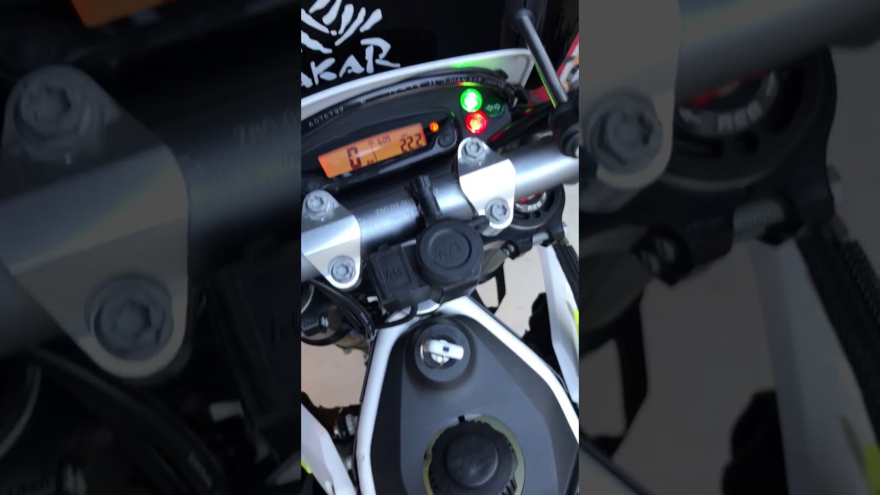 Husqvarna 701 Simple Battery install... WTF??? YouTube