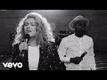 Tori Kelly - Help Us To Love ft. The HamilTones (Live) ft. The HamilTones