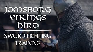 Jomsborg Vikings Hird: Sword fighting training