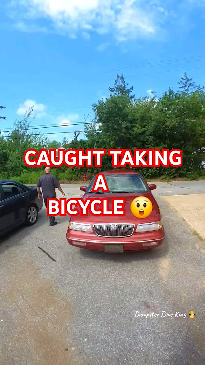Got caught pulling a brand new bike out of the trash #dumpsterdiving #caught #free #bike #bicycle