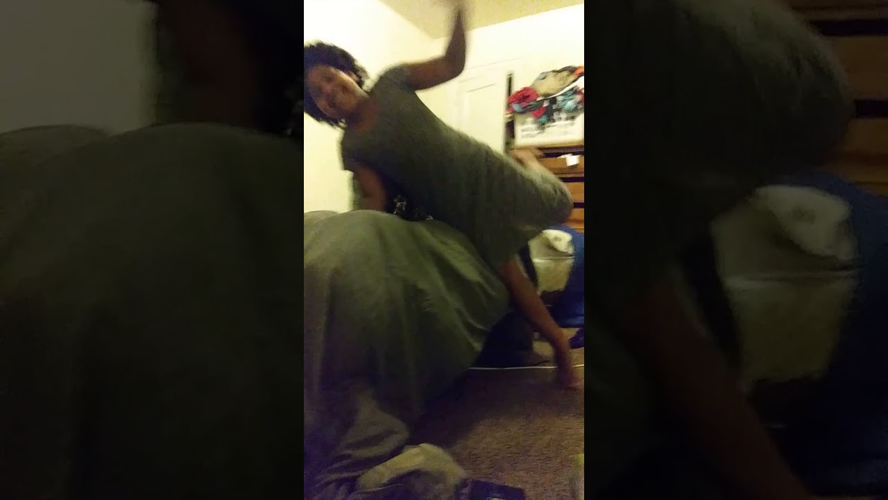 Playing and play fighting - YouTube