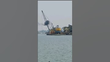 #Shorts Xáng cạp khai thác cát