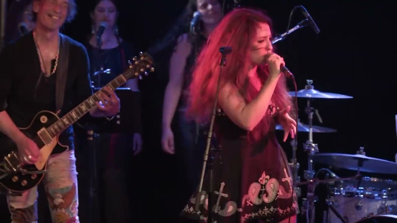 Gimme some lovin ( Cover Spencer Davis group/ Humble Pie ) Mid life Crisis New Morning le 01 06 2023