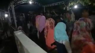 Download Lagu Laksamana raja di Lao. acara joget popalia binongko MP3 Download Lagu Laksamana raja di Lao. acara joget popalia binongko MP3