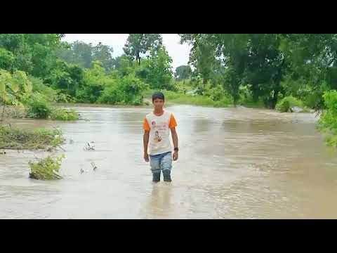 Video: सड़कों पर सैलाब...डूबे किसानों के खेत...लगातार हो रही बारिश से बेहाल ये जिला