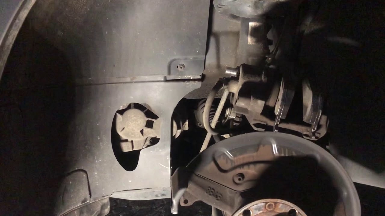 Как восстановить резьбу на тормозах суппорта, ремонт резьбы тормозов ...