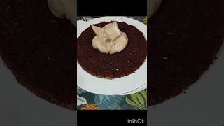 chocolate cake icing. cake cakemaking food orangecake happiness chocolatecake chocolate