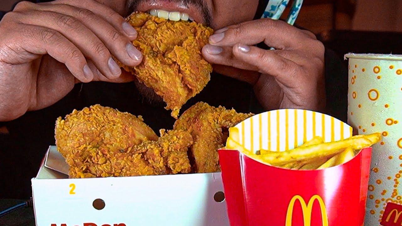 ASMR Eating McDonald’s Fried Chicken | Rain Sounds | No Talking