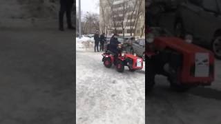 Мини-трактор