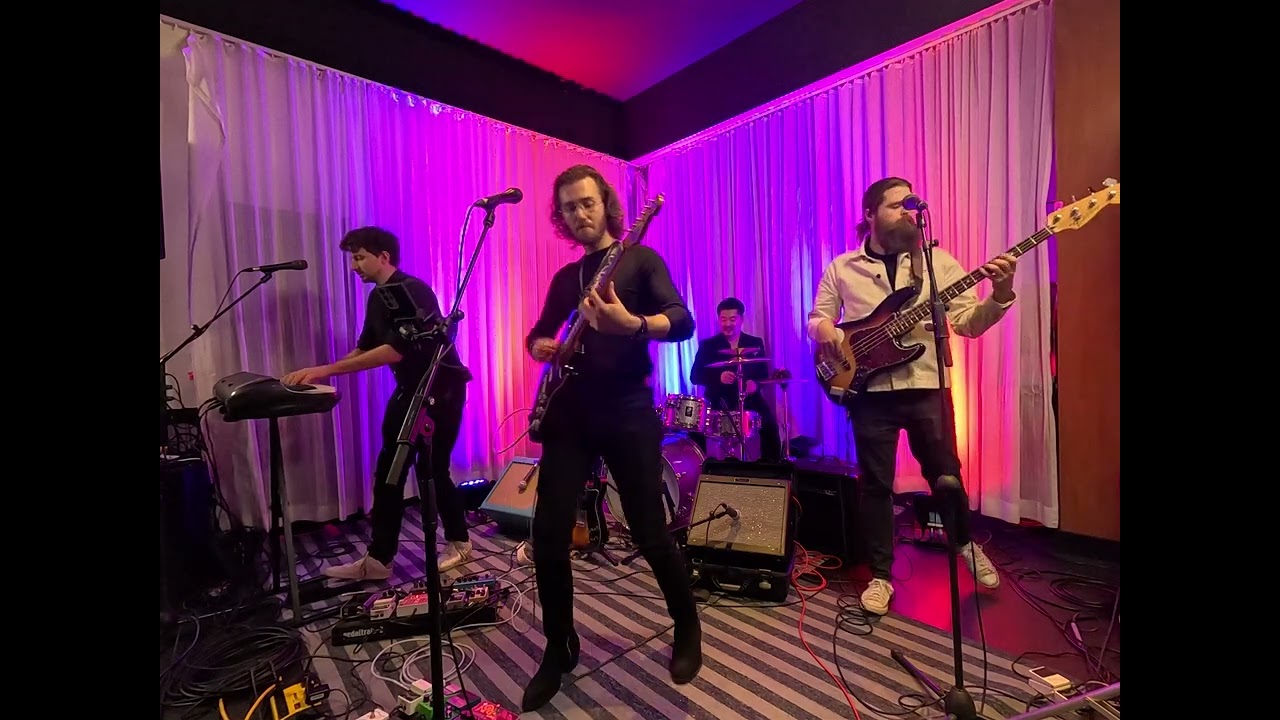 Live Lounge at Novotel North York - Feat. The Ryan Gazzola Band