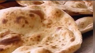 خبز التنور المعروف في باكستان بخبز بلوش ياجماله من داخل المخبز ويا سلام على مهارة الخباز وسرعتة