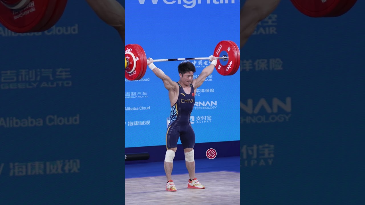 Li Fabin 143kg snatch and set a Game Record. This is only 2kg from current world record he hold.