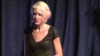 A poem is worth a thousand pictures | Virginia Giddens | TEDxYouth@JIS