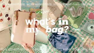 what's in my bag 2022 🧸 daily essentials! *simple & aesthetic* (for me at least) screenshot 5