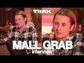 Capture de la vidéo Mall Grab Exclusive Interview : His New Album, His Past As A Youth Choir Singer & His Love For Dogs
