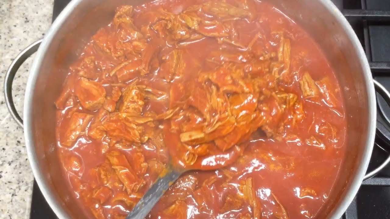 CARNE DE RES EN CHILE ROJO PARA TAMALES