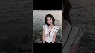 Photographer Forgets Model, Approach a Girl at the Beach