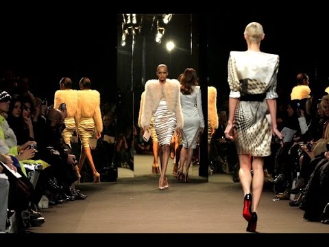 Video: Lub Rooj Vav Coj Peb Nco Ntau: Alexandre Vauthier Haute Couture Collection