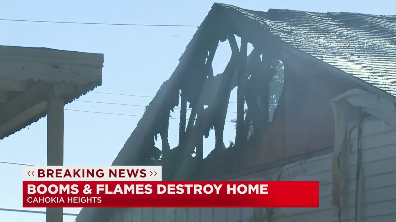 Crews respond to house fire in Cahokia Heights - YouTube