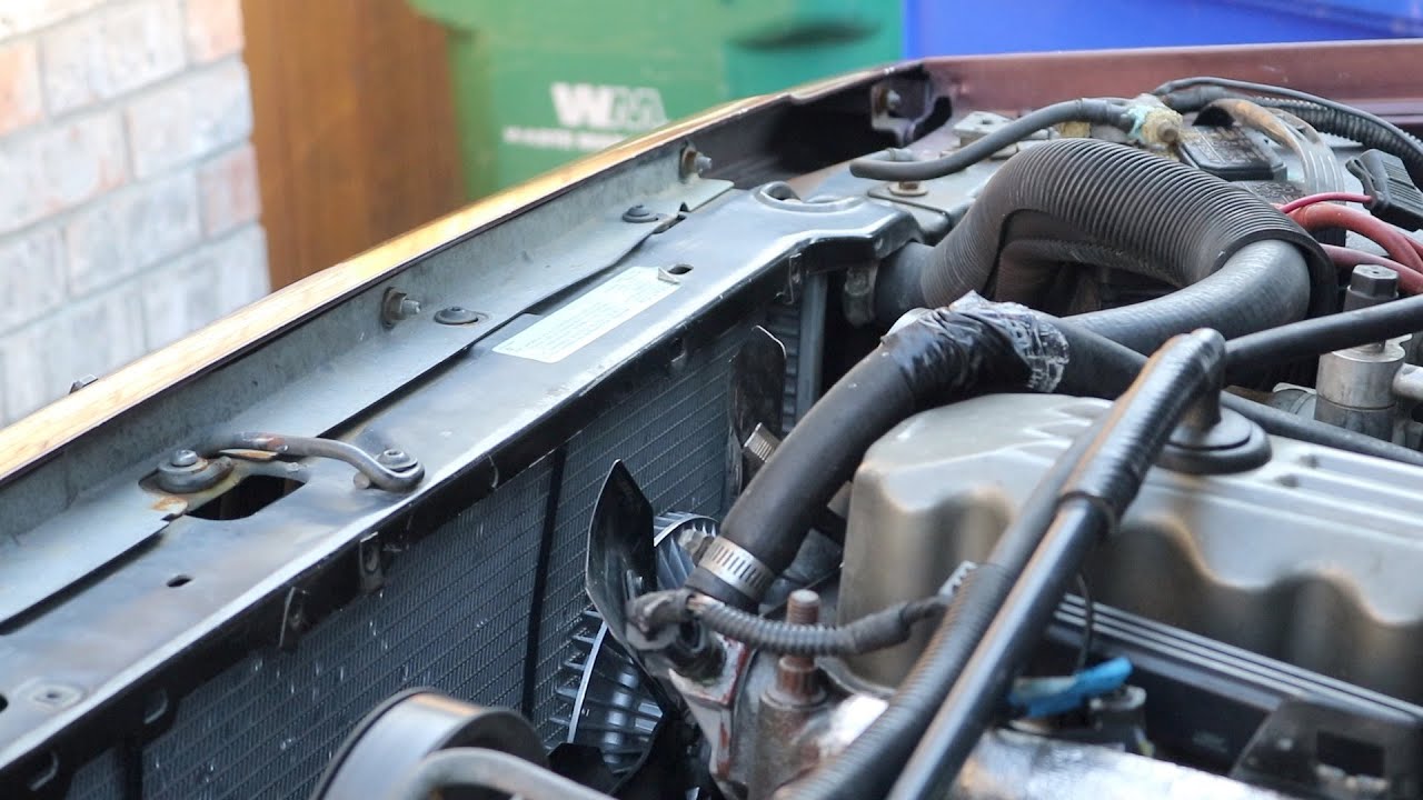 Swapping a ZJ Fan Clutch in a 2000 Jeep Cherokee YouTube