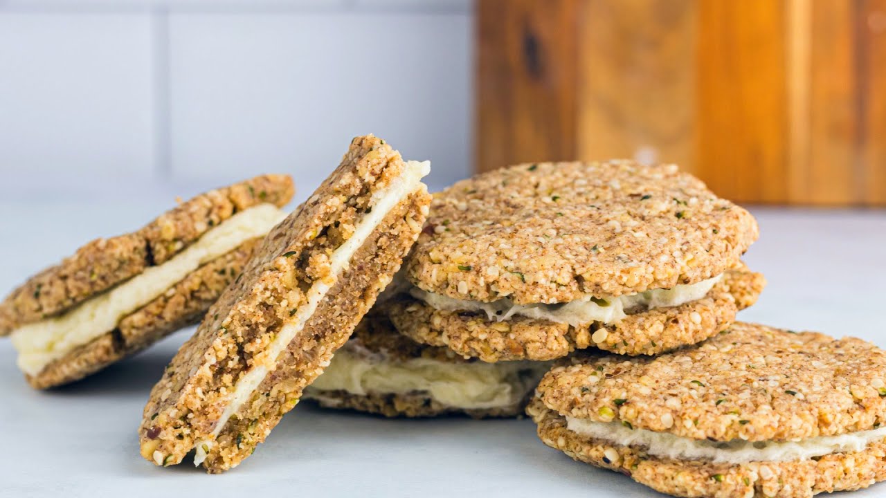 Keto “Oatmeal” Cream Pies Low Carb Little Debbie Copycat Recipe