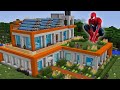 APARECE UN SPIDERMAN GIGANTE EN MI CASA EN MINECRAFT TROLL 😱