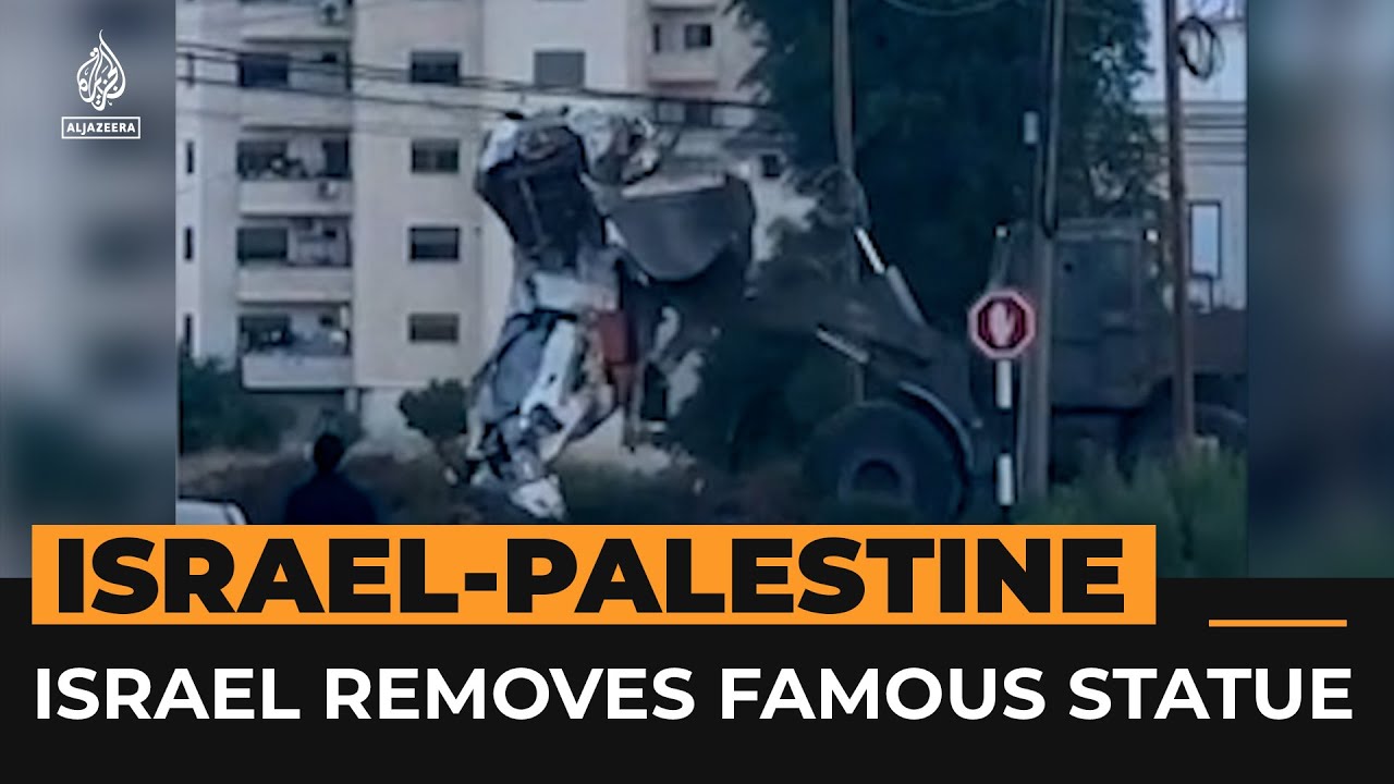 قوات إسرائيلية تهدم تماثيل فلسطينية | قناة الجزيرة الإخبارية