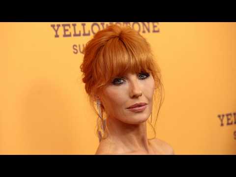 Yellowstone's Beth Dutton Looks That Had Heads Turning - YouTube Yellowstone's Beth Dutton Looks That Had Heads Turning - YouTube