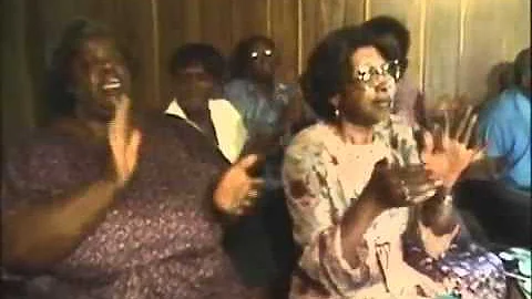 Bertha Smith and the Moving Star Hall Singers: Eli...