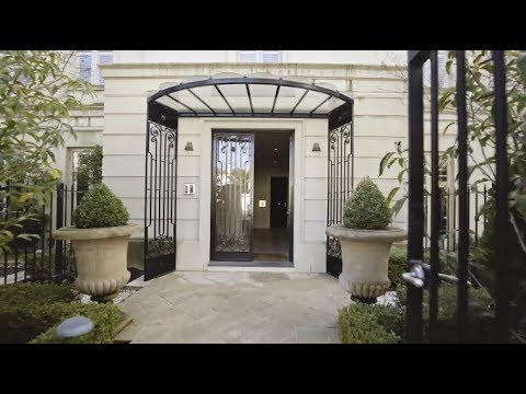 Marshall White: 2/23 Washington Street, Toorak