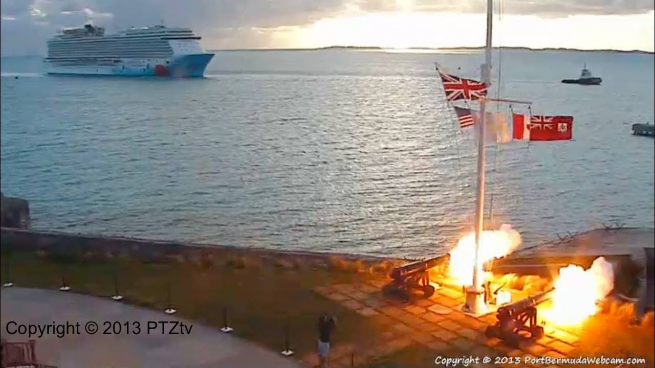 NORWEGIAN BREAKAWAY Horn vs. National Museum of Bermuda Cannons