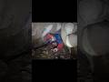 狭い洞窟でもっと狭い洞窟を発見