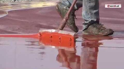 WIERCHY SANOK: Ostatni etap montażu tartanu (VIDEO, FOTO)