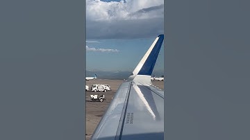 Denver international airport FD responding to an unknown call #code3 #professionalfirefighter1