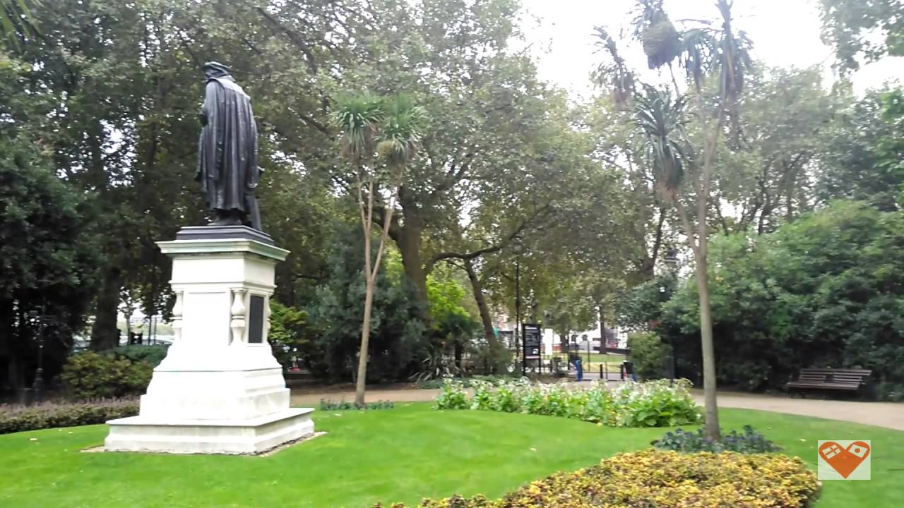 360 DEGREES 30 SECONDS AT RANDOM GARDEN NEAR RIVER LONDON 2016