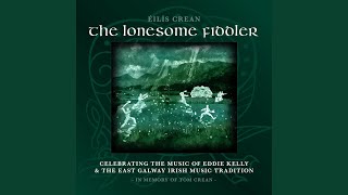 Video thumbnail of "Éilís Crean, John Doyle & Kenny Malone - The Lonesome Fiddler / Paddy Fahys / Paddy Fahys"