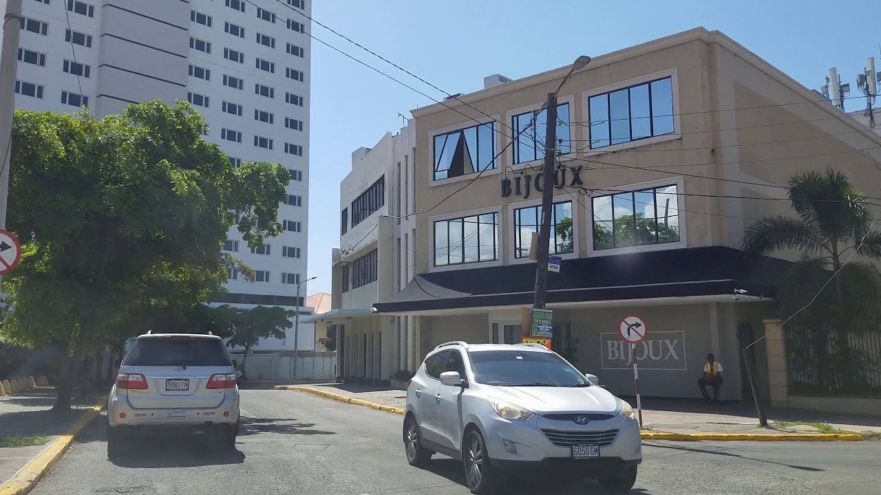 Knutsford Boulevard | Park Boulevard | New Kingston