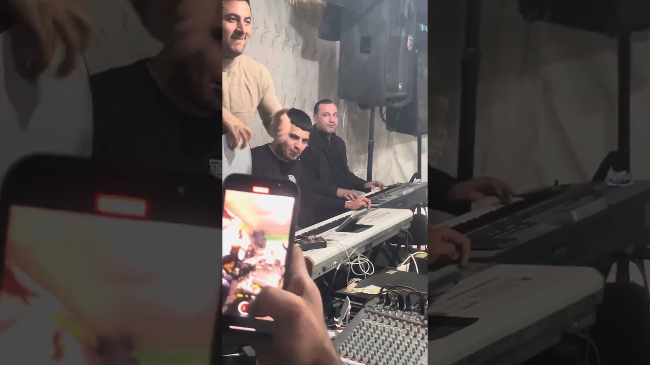 Popuri toy mahnıları oxuyur Rauf Nağıoğlu/gitara Məhəmməd Ağcabədili#rauf #nağıoğlu