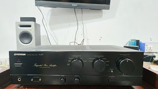PIONEER Vintage Stereo Integrated Amplifier A - 94433 70602