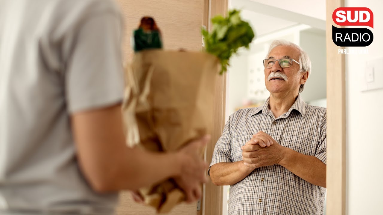 Restophone : "Le portage de repas à domicile pour les personnes âgées maintient un lien social"