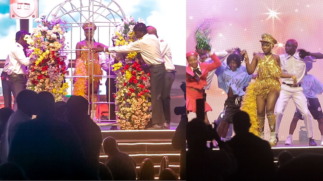 TAZAMA ZUCHU AFANYA SHOW YA KIBABE AINGIA KAMA BEYONCE KWENYE UGAWAJI ...