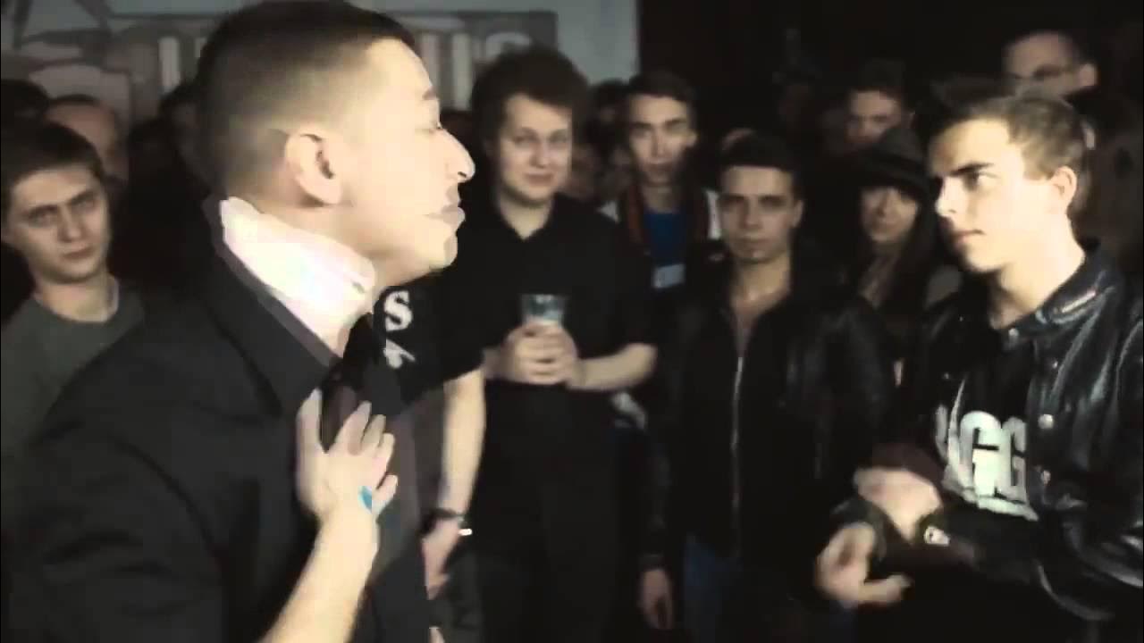 Текст оксимирона джонибоя. Oxxxymiron vs Johnyboy. Oxxxy Johnyboy. Селфи джонибоя и Оксимирона. Турнир сильнейших Czar джонибой.